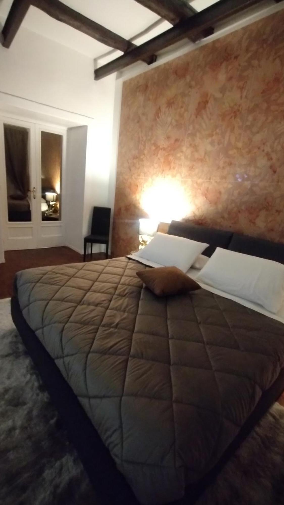 Plebiscito Suite Apartment Napoli Dış mekan fotoğraf
