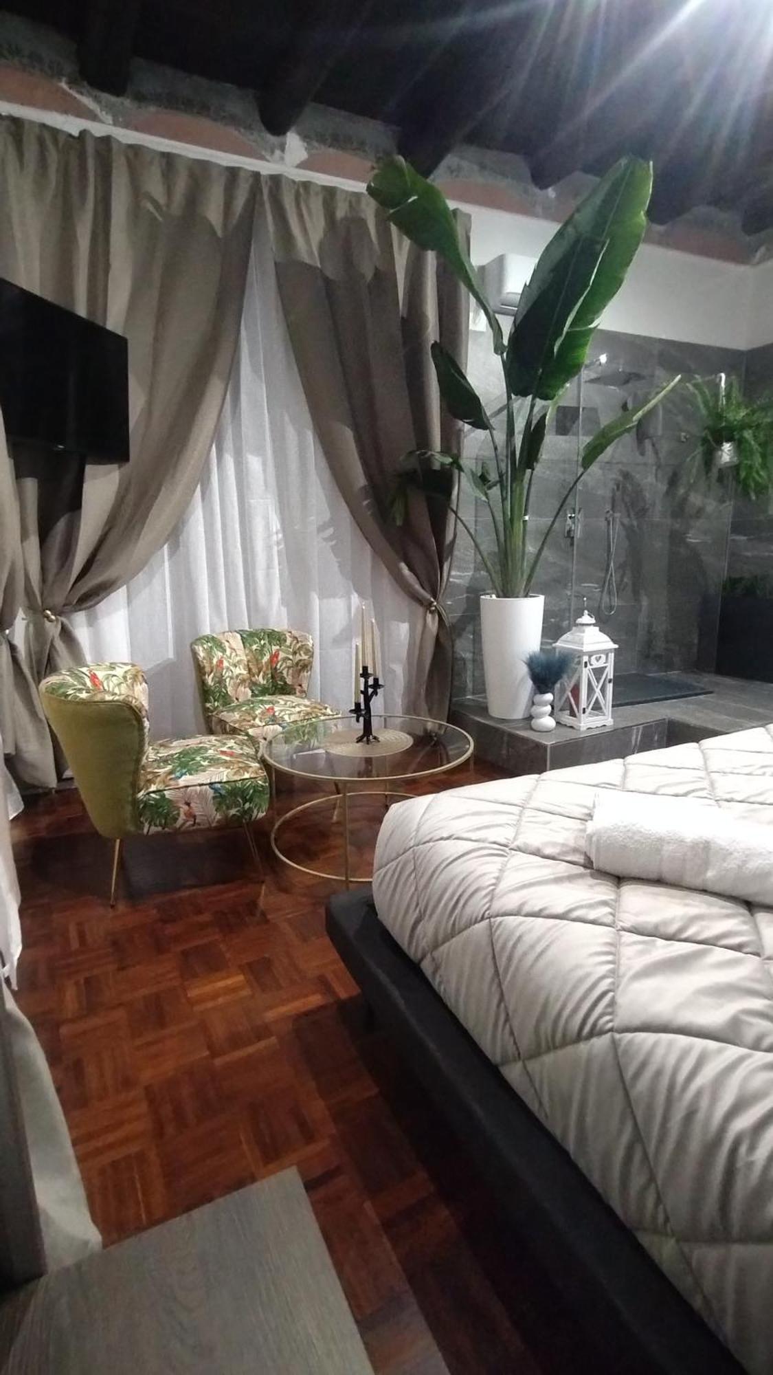 Plebiscito Suite Apartment Napoli Dış mekan fotoğraf
